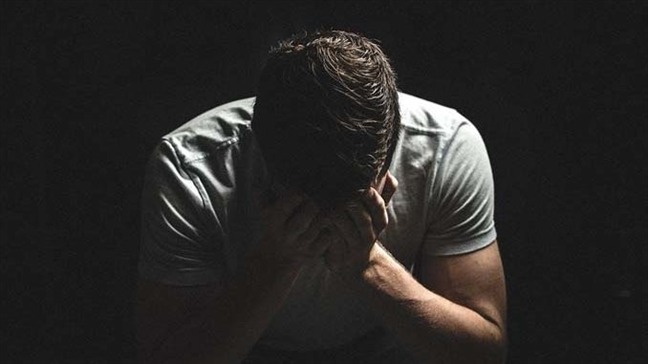 Sự Thật Của Giọt Nước Mắt Chảy Ngược – Nỗi Lòng Đàn Ông Trưởng Thành